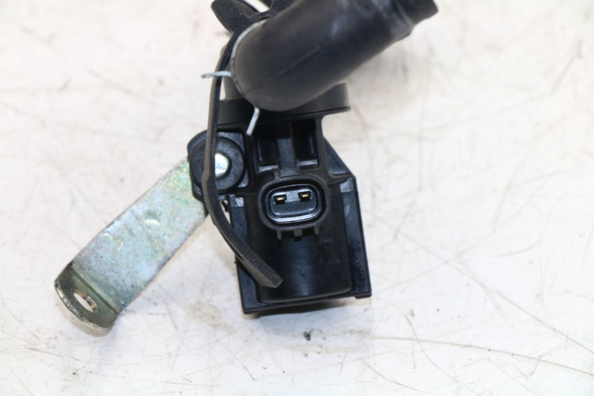 photo de SENSOR PRESION AIRE YAMAHA YZF R6 600 (2010 - 2016) - Otra perspectiva