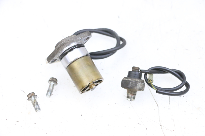 photo de SENSOR PRESION ACEITE SUZUKI BURGMAN 650 (2013 - 2020)