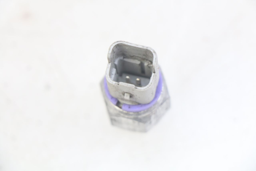 photo de SONDA PRESIÓN ACEITE FRENO PIAGGIO MP3 LT 400 (2007 - 2012)