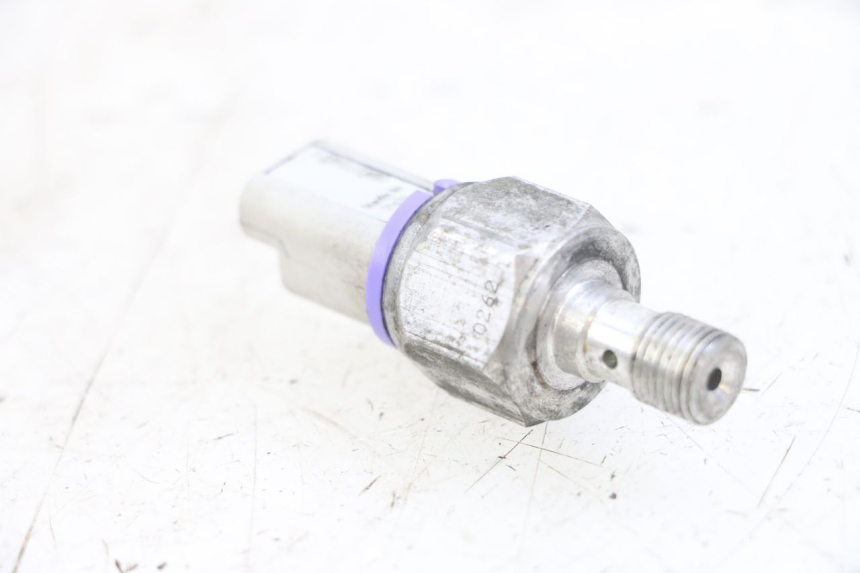 photo de FRENO SENSOR PRESION ACEITE PIAGGIO MP3 LT 300 (2010 - 2016)