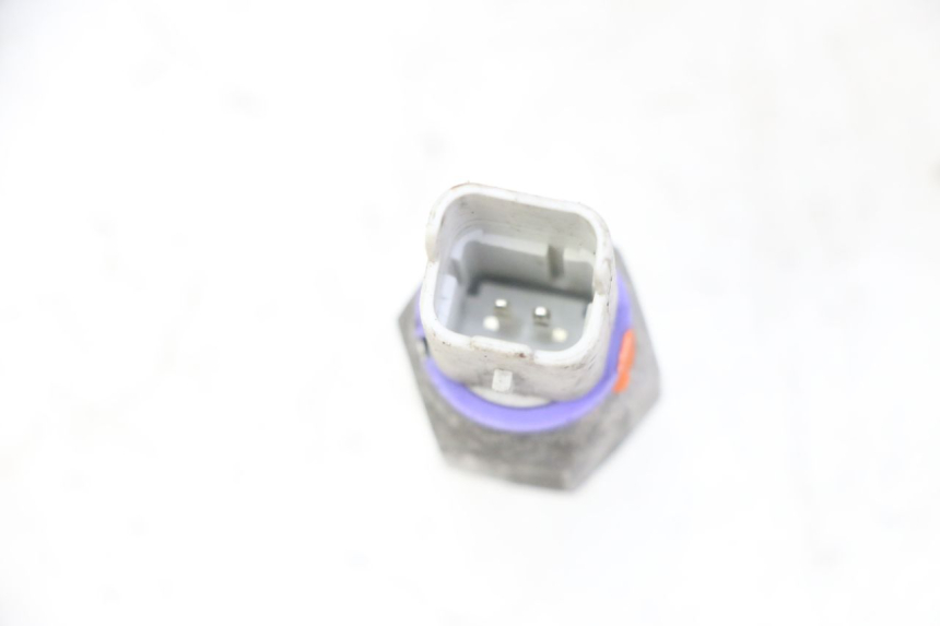 photo de SONDA PRESIÓN ACEITE FRENO PIAGGIO MP3 LT 400 (2007 - 2012)