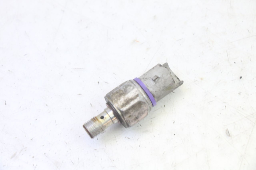 photo de SENSOR DE PRESIÓN DE ACEITE DE FRENO PIAGGIO MP3 RL 250 (2007 - 2010)