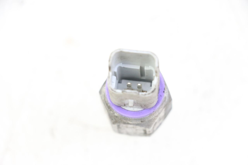 photo de SONDA PRESIÓN ACEITE FRENO PIAGGIO MP3 LT 400 (2007 - 2012)