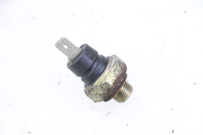 photo de SENSOR PRESION ACEITE PIAGGIO VESPA GRANTURISMO 200 (2004 - 2005)