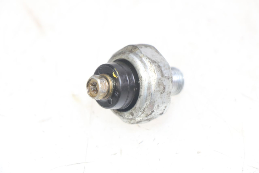 photo de SENSOR DE PRESIÓN DE ACEITE SUZUKI SV N 650 (1999 - 2002)