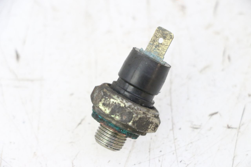photo de SENSOR DE PRESIÓN DE ACEITE PIAGGIO X9 EVOLUTION 125 (2003 - 2007)