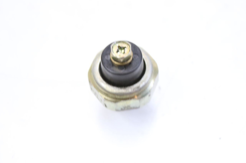photo de SENSOR DE PRESIÓN DE ACEITE KAWASAKI ZEPHYR 1100 ( - 1995)