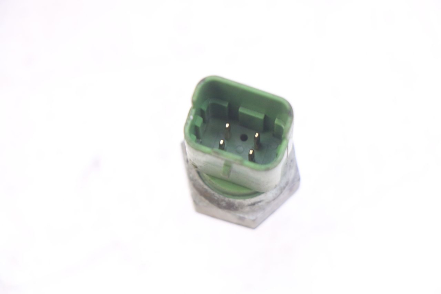 photo de SONDA DE TEMPERATURA DE AGUA PIAGGIO BEVERLY 125 (2010 - 2015)