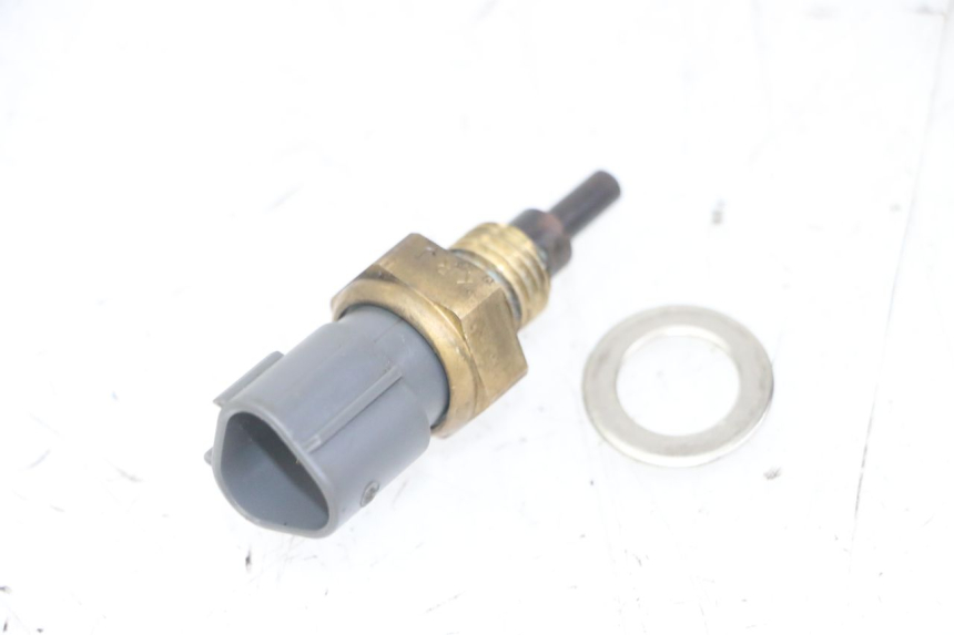 photo de SENSOR TEMPERATURA AGUA HONDA CB R 1000 (2018 - 2023)