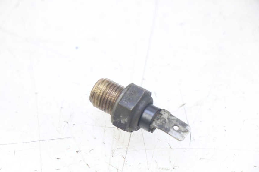 photo de SONDA DE TEMPERATURA DE AGUA PEUGEOT ELYSEO 125 (1999 - 2004) - Zoom estado de uso