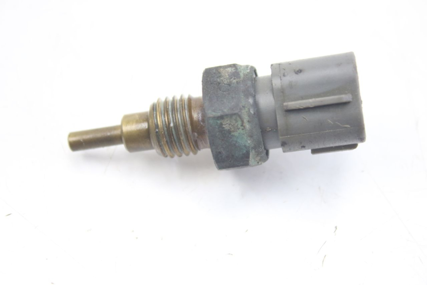 photo de SONDA DE TEMPERATURA DE AGUA HONDA VFR FI RC46 800 (1998 - 2001)