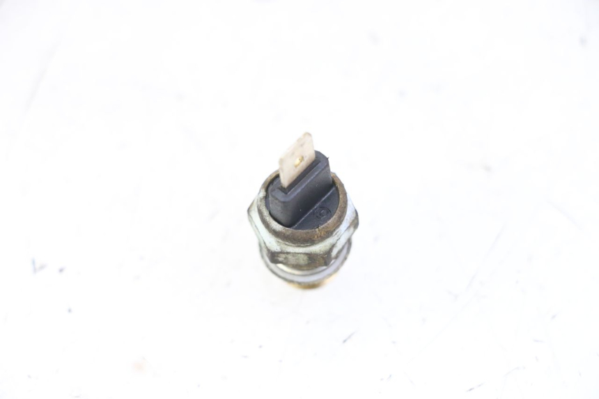 photo de SENSOR TEMPERATURA AGUA PIAGGIO VESPA GRANTURISMO 200 (2004 - 2005)