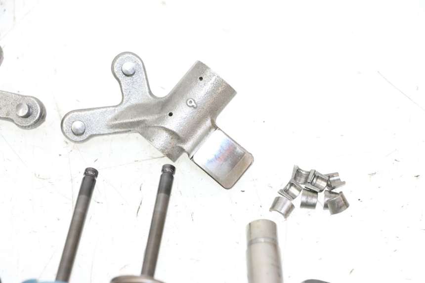 photo de VALVULA MOTOR SUZUKI BURGMAN 125 (2007 - 2014)