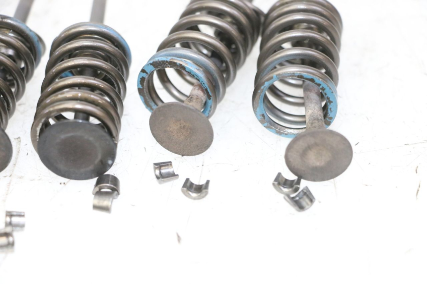 photo de VALVULA MOTOR SUZUKI BURGMAN 125 (2007 - 2014)