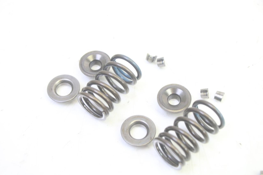 photo de VALVULA MOTOR SUZUKI BURGMAN 125 (2007 - 2014) - Vista general del producto