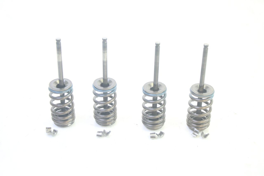 photo de VALVULA MOTOR SUZUKI BURGMAN 125 (2007 - 2014) - Detalles de los puntos de fijación