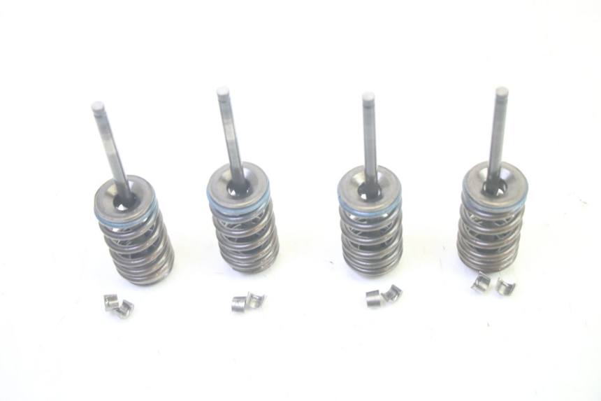 photo de VALVULA MOTOR SUZUKI BURGMAN 125 (2007 - 2014) - Estado de la superficie y material