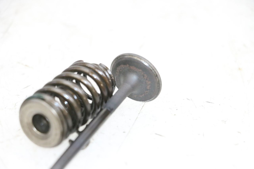 photo de VALVULA MOTOR KYMCO LIKE 125 (2009 - 2016) - Otra perspectiva