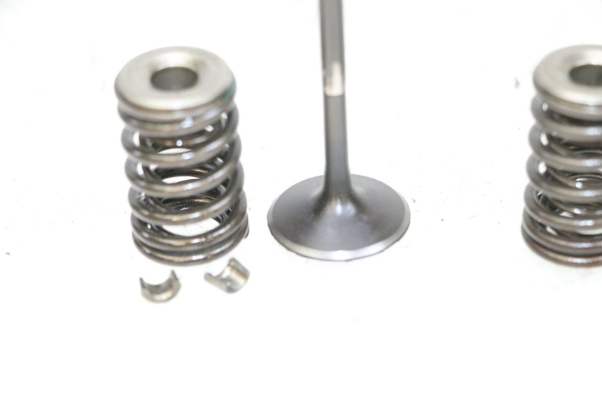 photo de VALVULA MOTOR KYMCO LIKE 125 (2009 - 2016) - Recambio usado revisado