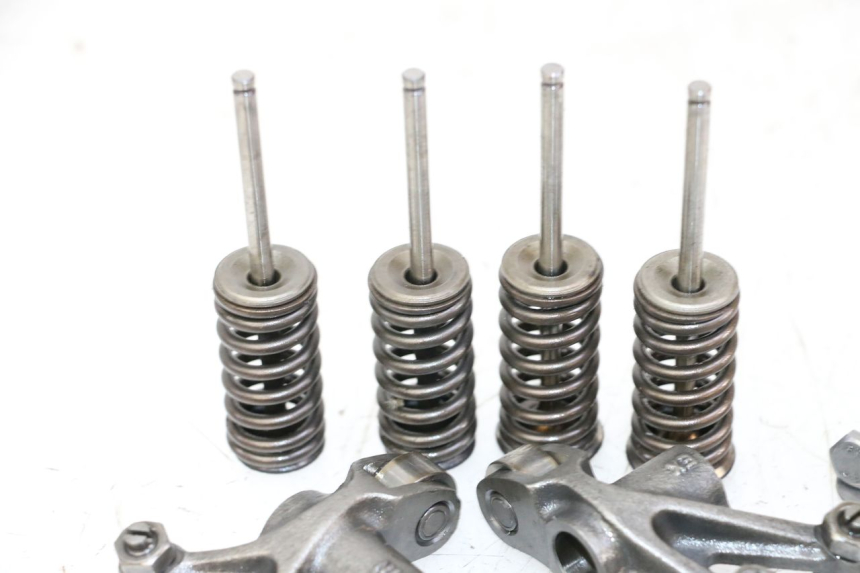 photo de VALVULA MOTOR PEUGEOT SATELIS 125 (2010 - 2012)