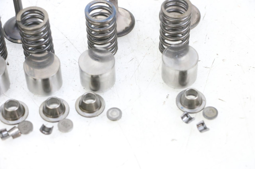 photo de VALVULA MOTOR YAMAHA TDM ABS 900 (2002 - 2014) - Recambio usado revisado