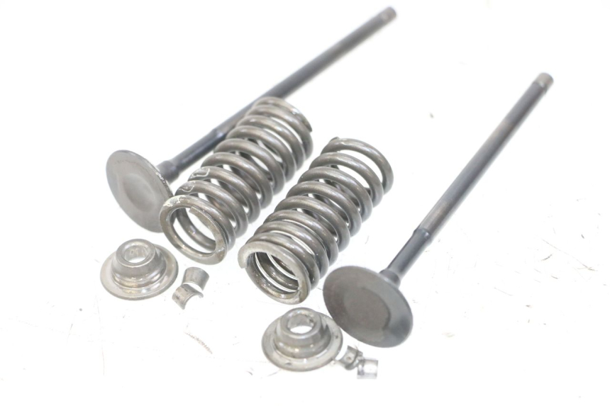 photo de VALVULA MOTOR PIAGGIO VESPA GRANTURISMO 200 (2004 - 2005)