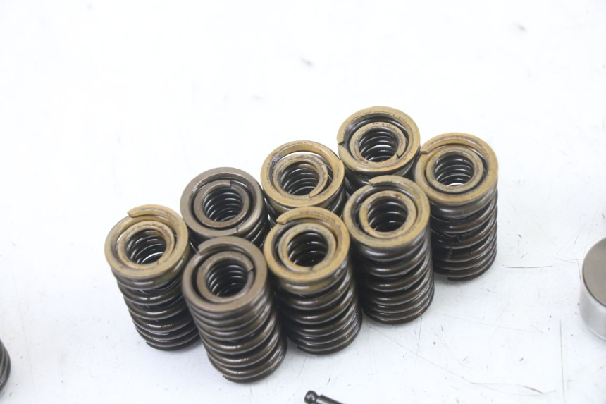 photo de VALVULA MOTOR YAMAHA FZ6 FAZER S2 600 (2007 - 2011)