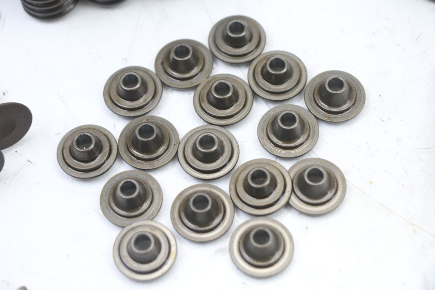photo de VALVULA MOTOR YAMAHA FZ6 FAZER S2 600 (2007 - 2011)