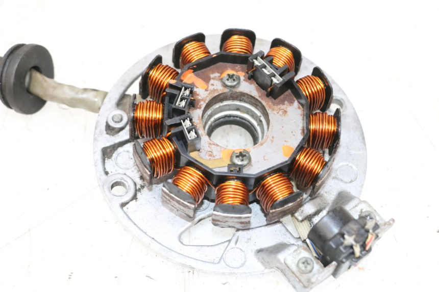 photo de STATOR MBK BOOSTER SPIRIT NAKED 50 (2004 - 2017) - Marcados y referencias originales