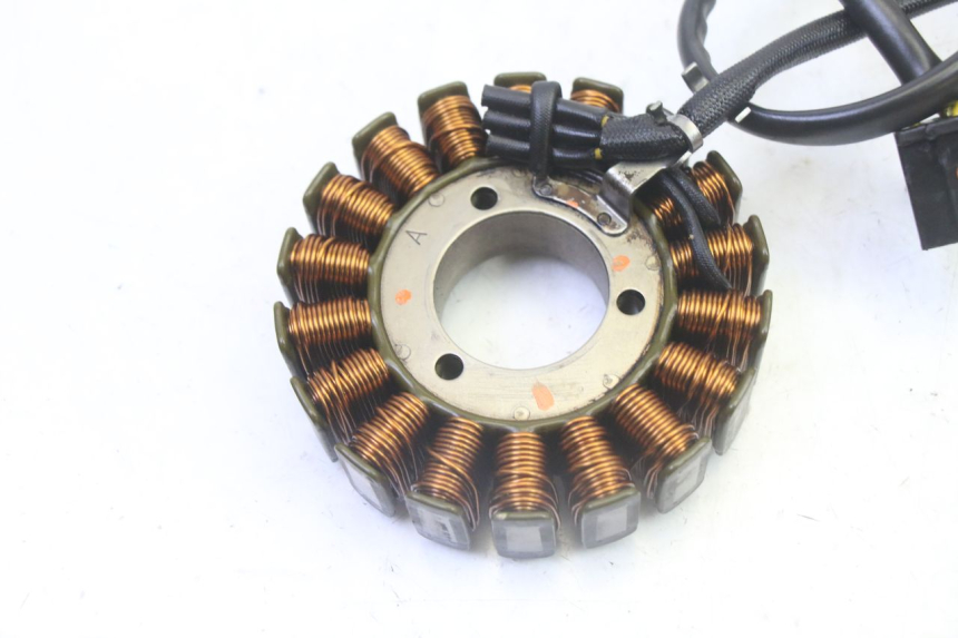 photo de STATOR SUZUKI BURGMAN 125 (2007 - 2014)