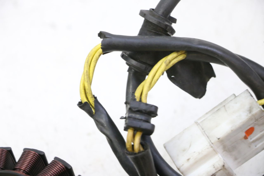 photo de ESTATOR HONDA FES S-WING SWING ABS 125 (2007 - 2015)