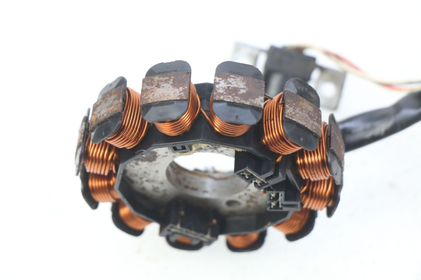 photo de STATOR YAMAHA JOG R LC 50 (2004 - 2014) - Detalle de la pieza