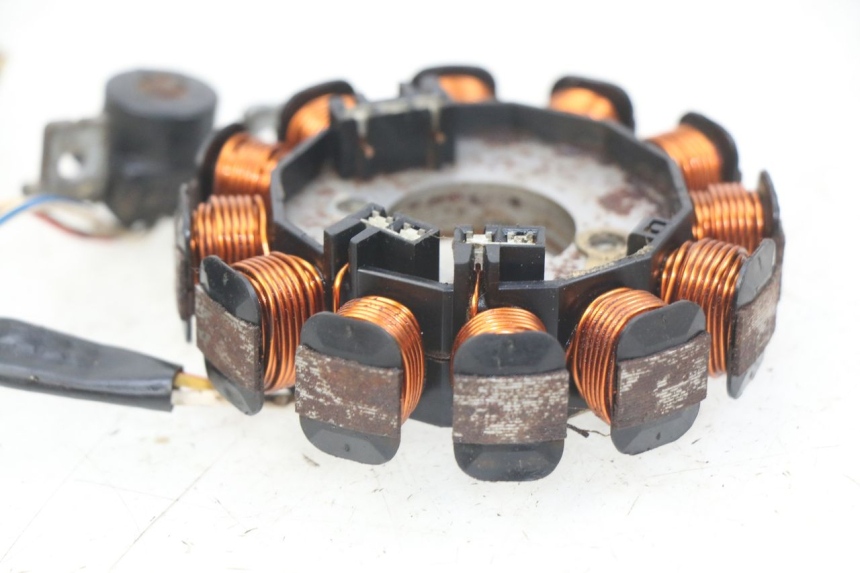 photo de STATOR YAMAHA JOG R LC 50 (2004 - 2014) - Estado de la superficie y material