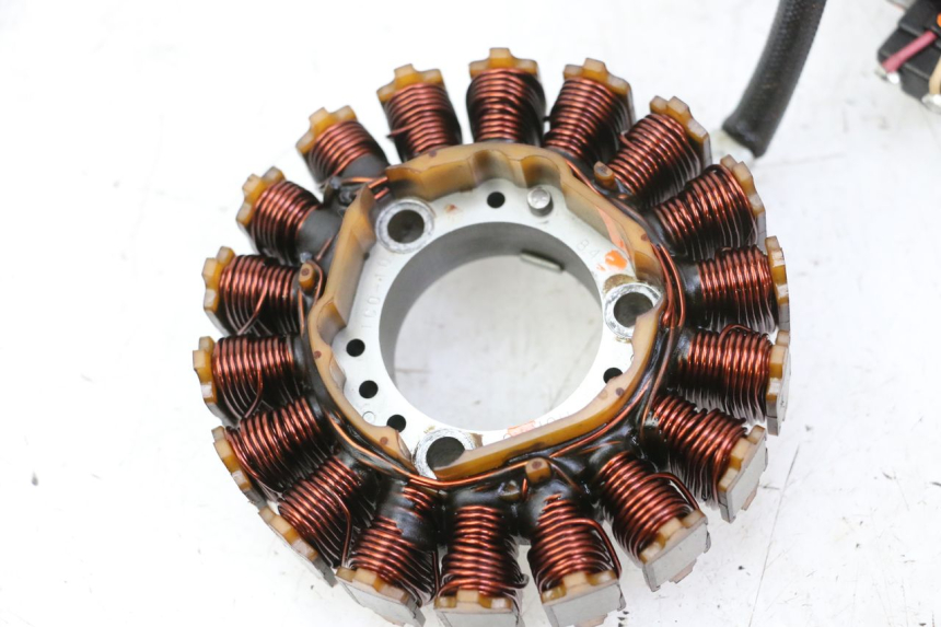 photo de STATOR YAMAHA X-MAX XMAX 250 (2006 - 2009)