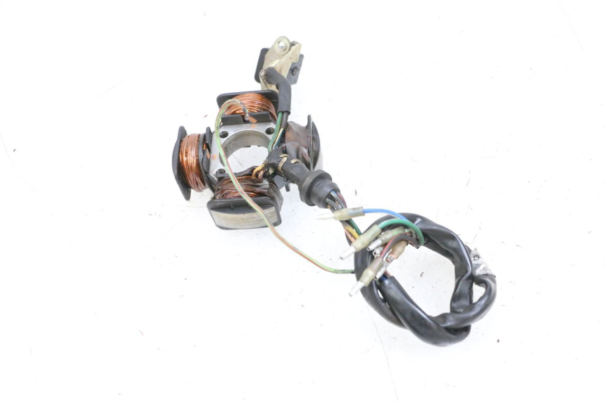 photo de STATOR KYMCO ZING 125 (1997 - 2003) - Estado de la superficie y material