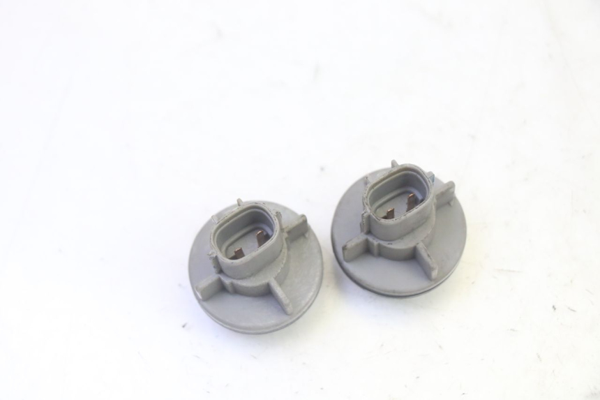 photo de SOPORTE DE BOMBILLA SUZUKI BURGMAN 125 (2007 - 2014)