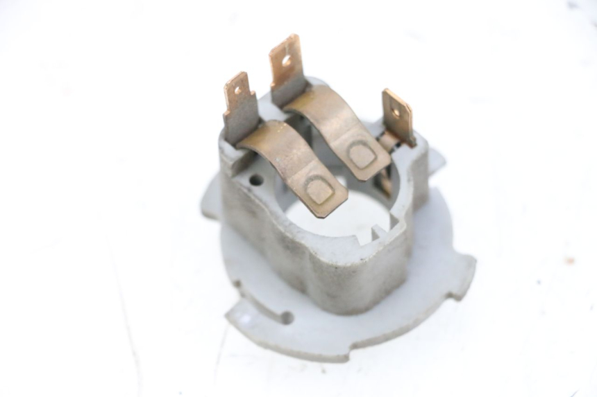 photo de SOPORTE DE BOMBILLA PIAGGIO ZIP 2T 50 (2009 - 2019) - Zoom estado de uso