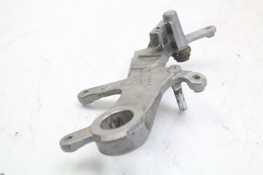 photo de SOPORTE PINZA DE FRENO TRASERO HONDA CRF 250 (2010 - 2013)