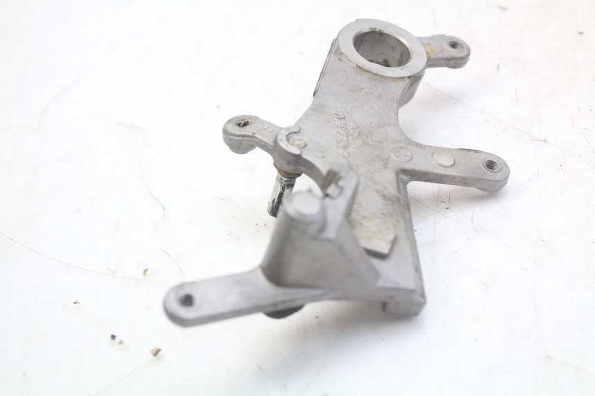 photo de SOPORTE PINZA DE FRENO TRASERO HONDA CRF 250 (2010 - 2013)