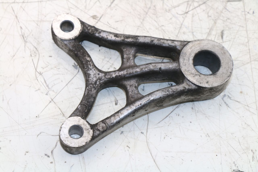 photo de SOPORTE PINZA TRASERO SUZUKI GS / GSE 500 (1990 - 2000)