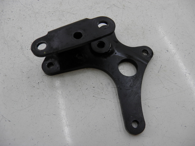 photo de SOPORTE PINZA TRASERO PIAGGIO MP3 RL 125 (2006 - 2014)