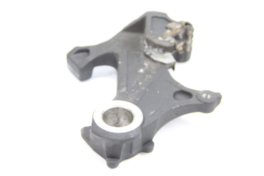 photo de SOPORTE PINZA TRASERO SUZUKI GSR 600 (2005 - 2012)