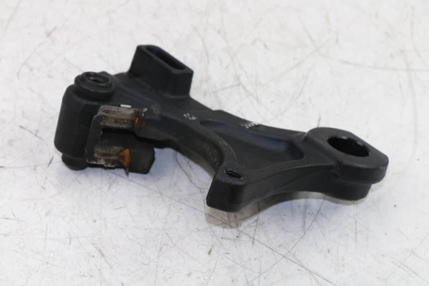 photo de SOPORTE PINZA TRASERO TRIUMPH STREET TRIPLE 675 (2007 - 2012)
