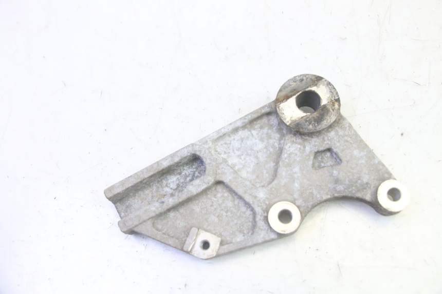 photo de SOPORTE PINZA TRASERO DAELIM VJ ROADWIN FI 125 (2008 - 2017) - Detalle de la pieza