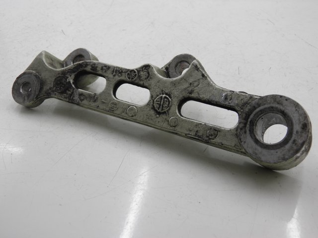 photo de SOPORTE PINZA TRASERO YAMAHA FZX FAZER 750 (1987 - 1998)