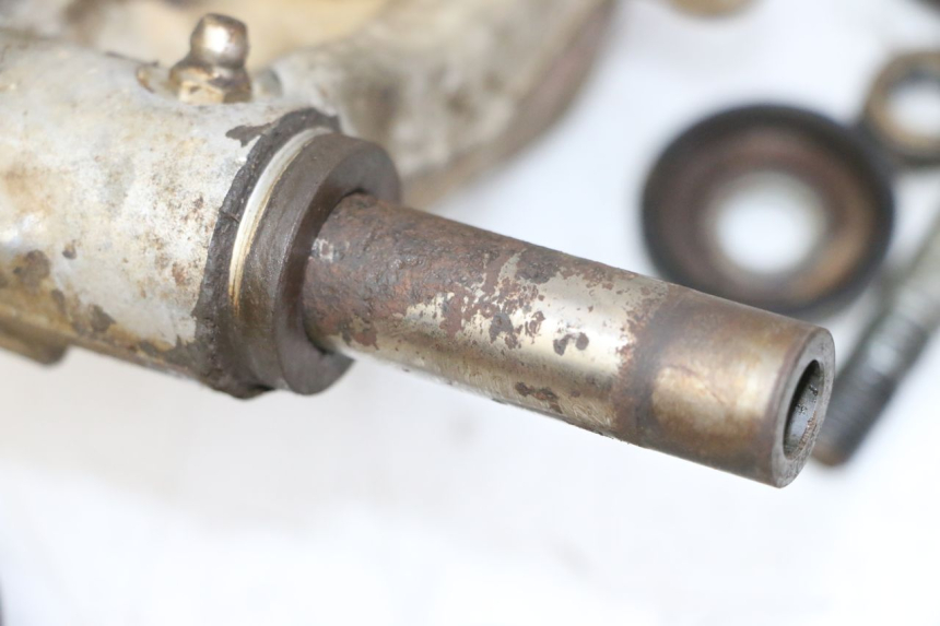 photo de SOPORTE PINZA TRASERO YAMAHA YFM GRIZZLY 550 (2008 - 2015)