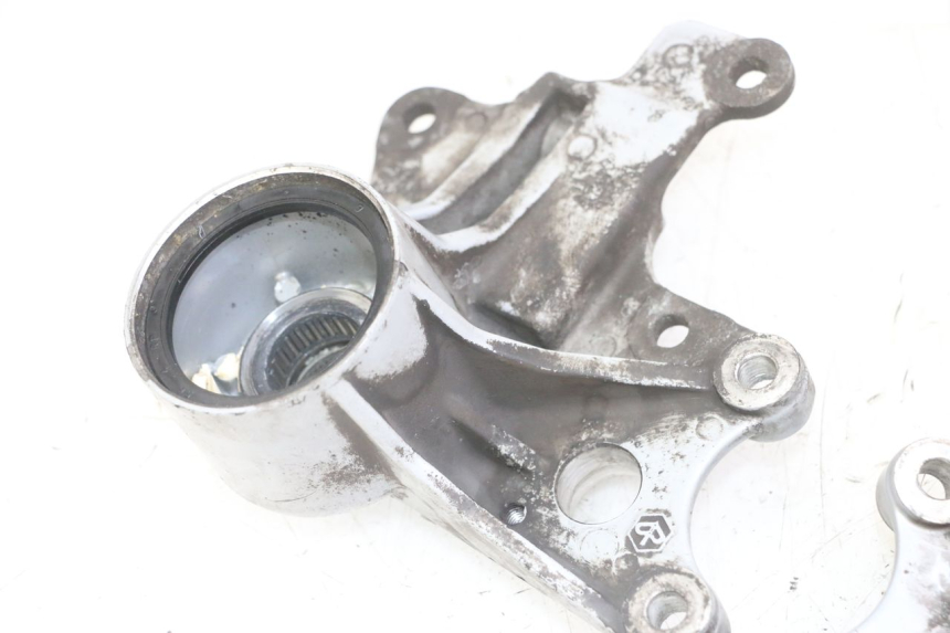 photo de SOPORTE PINZA DELANTERO PIAGGIO IE MP3 YOURBAN 300 (2011 - 2016)