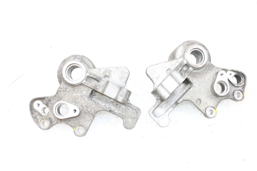 photo de SOPORTE PINZA DELANTERO PIAGGIO MP3 HPE 300 (2019 - 2026) - Vista general del producto