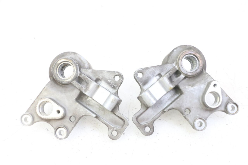 photo de SOPORTE PINZA DELANTERO PIAGGIO MP3 LT 300 (2010 - 2016)
