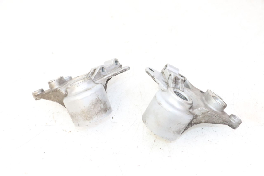 photo de SOPORTE PINZA DELANTERO PIAGGIO MP3 LT 300 (2010 - 2016)